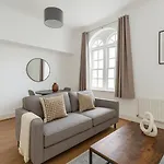 Chic 2-Bedroom Flat In Haggerston